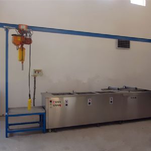 半自動(dòng)超聲波清洗機(jī)